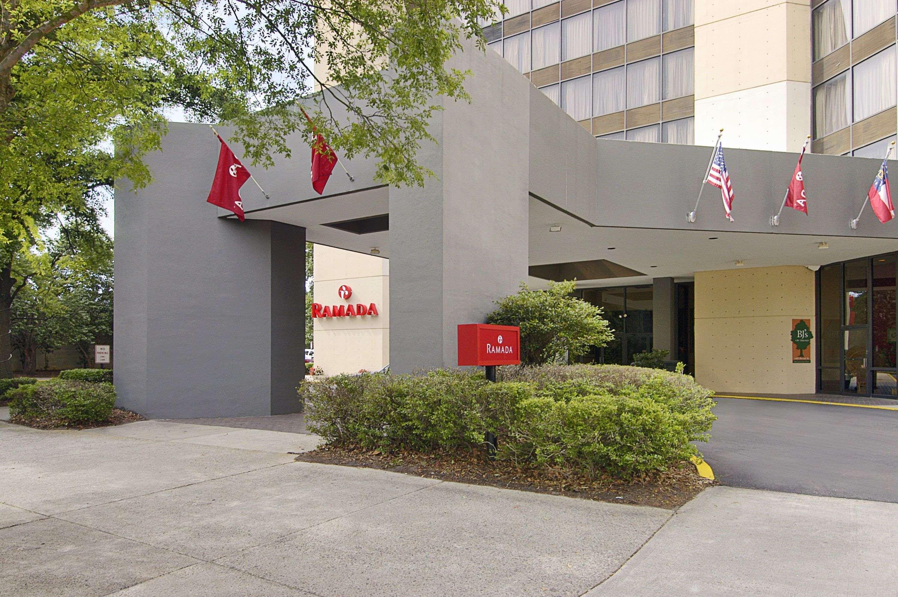 Ramada By Wyndham Augusta Downtown Hotel & Conference Center מראה חיצוני תמונה