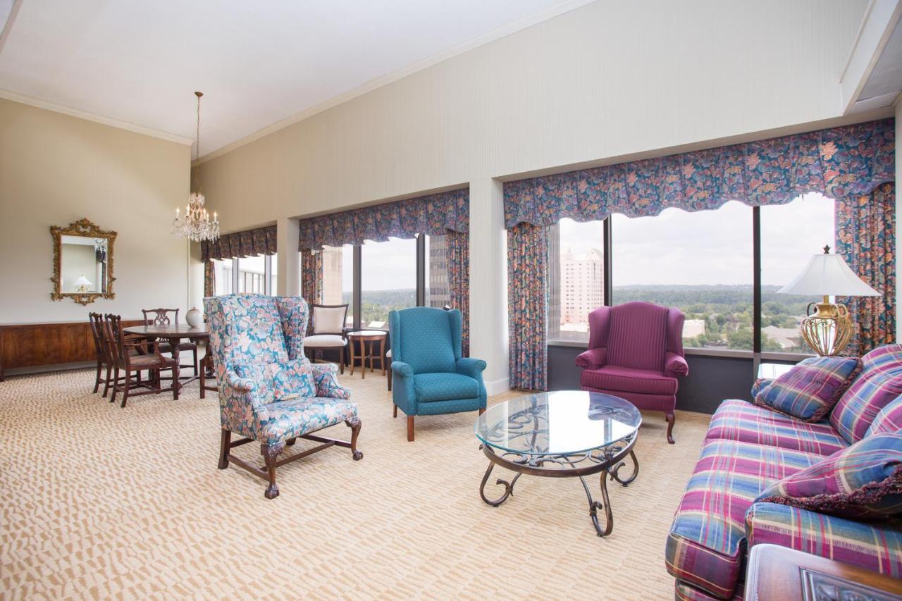 Ramada By Wyndham Augusta Downtown Hotel & Conference Center מראה חיצוני תמונה